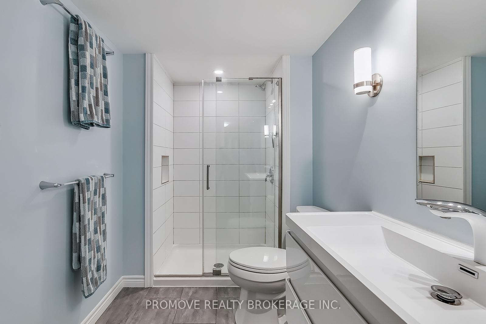 Photo 29 of 17 Orchard Crescent, Guelph, General Hospital — HOMEH