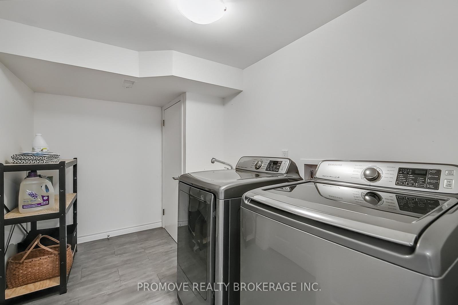 Photo 32 of 17 Orchard Crescent, Guelph, General Hospital — HOMEH