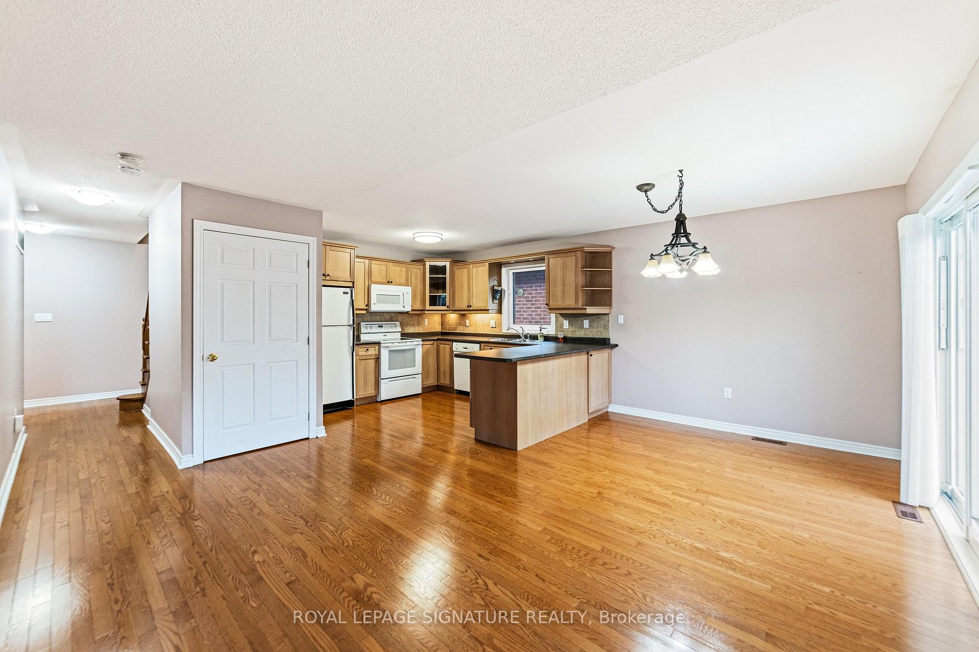 Photo 9 of 735 Poplar Road, Milton, Timberlea — HOMEH