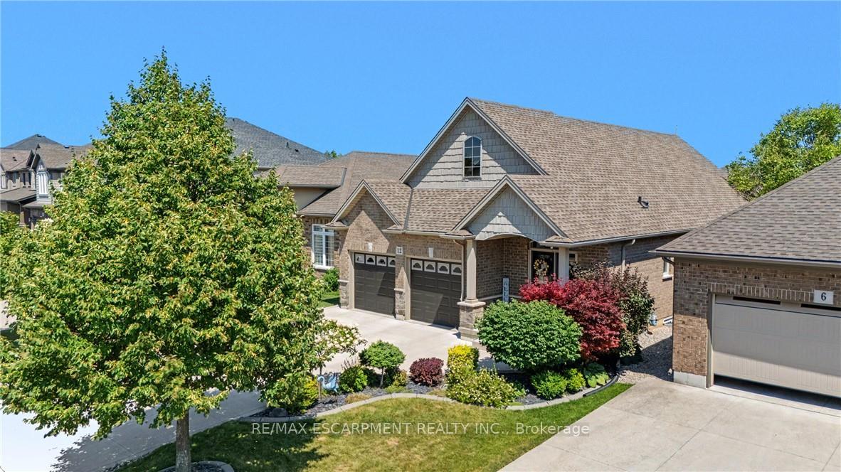 Photo 40 of 12 Silverwood Avenue, Welland, Coyle Creek — HOMEH