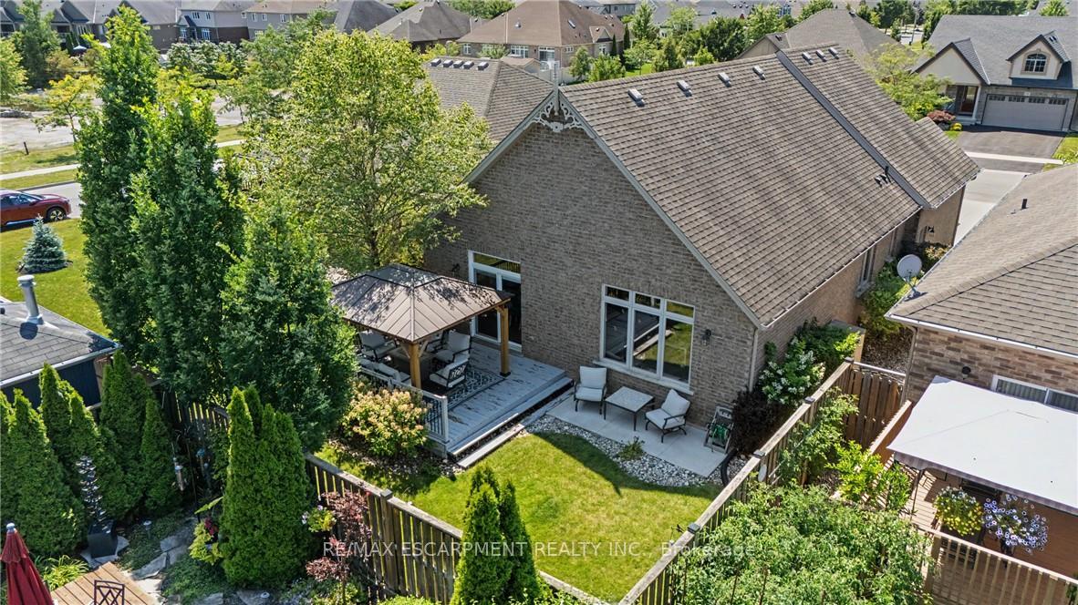 Photo 43 of 12 Silverwood Avenue, Welland, Coyle Creek — HOMEH