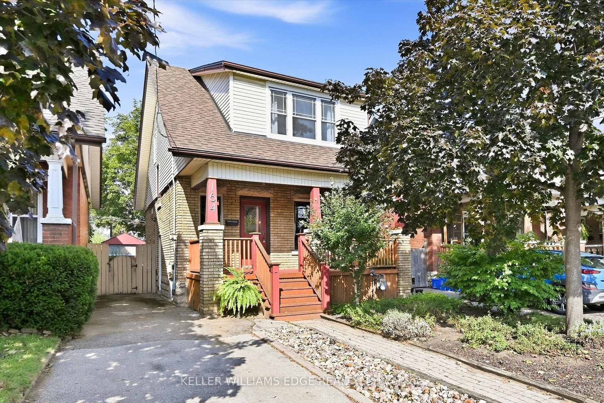Photo 1 of 164 Balmoral Avenue S, Hamilton, Delta — HOMEH