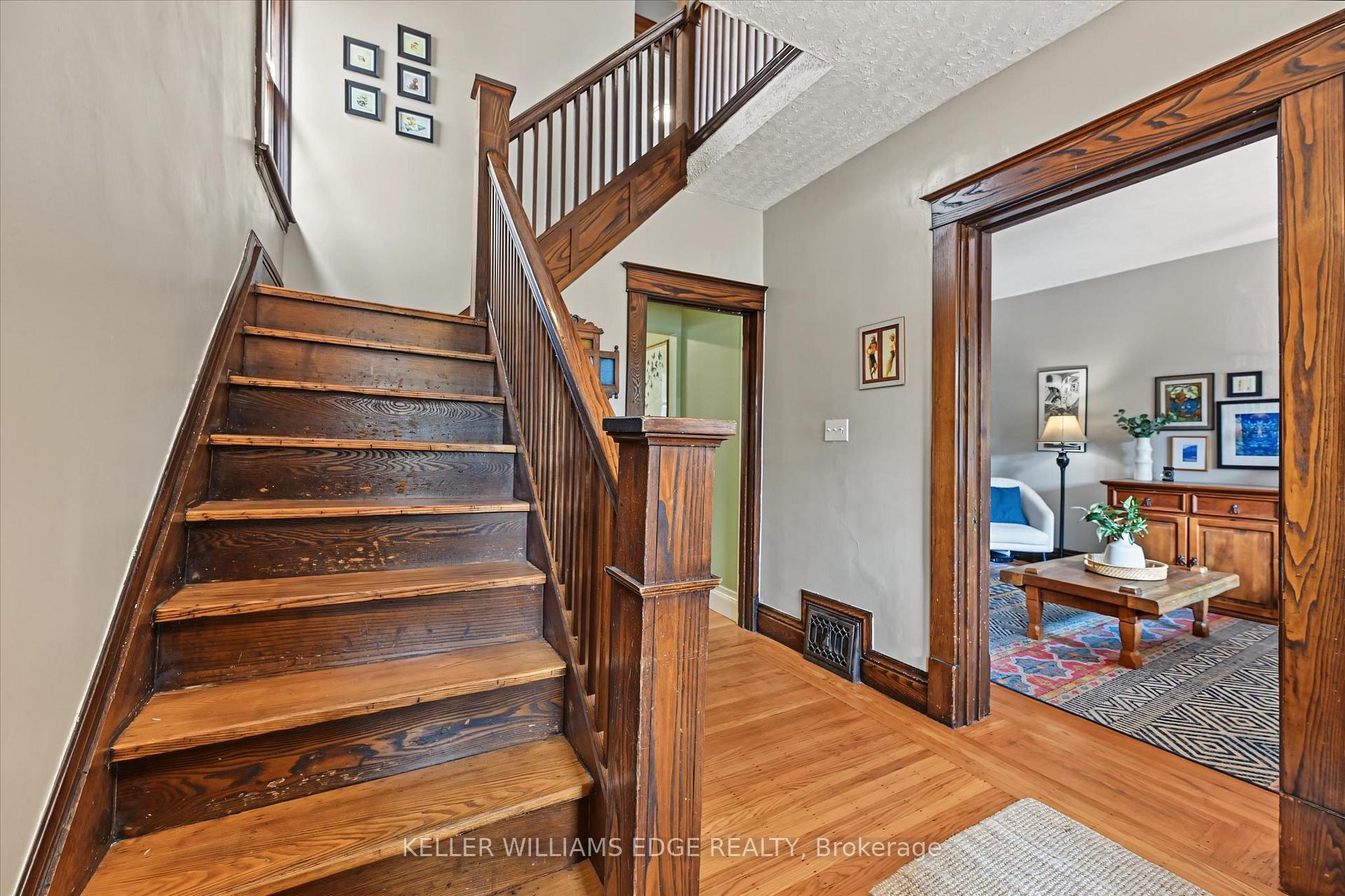 Photo 17 of 164 Balmoral Avenue S, Hamilton, Delta — HOMEH