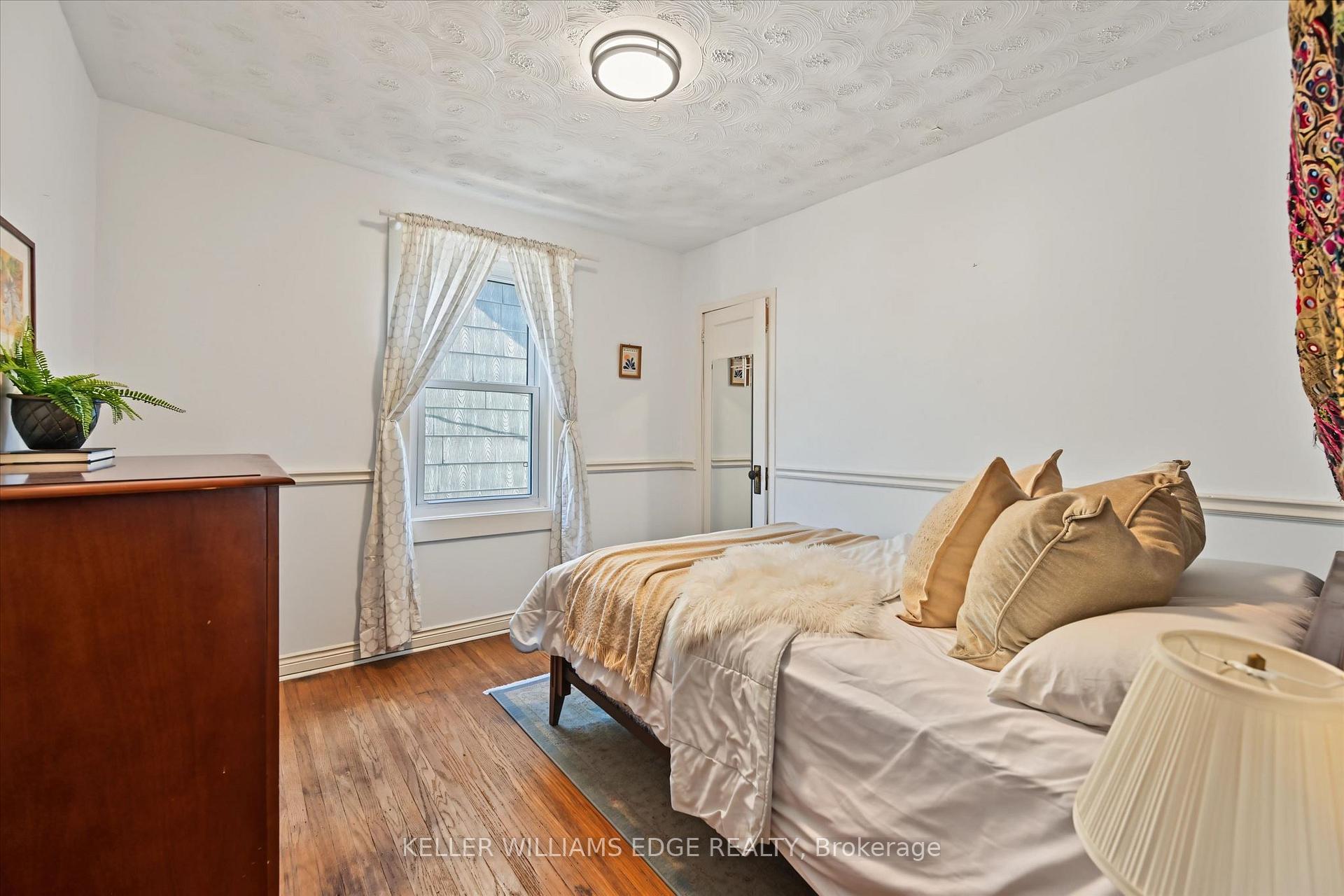 Photo 25 of 164 Balmoral Avenue S, Hamilton, Delta — HOMEH