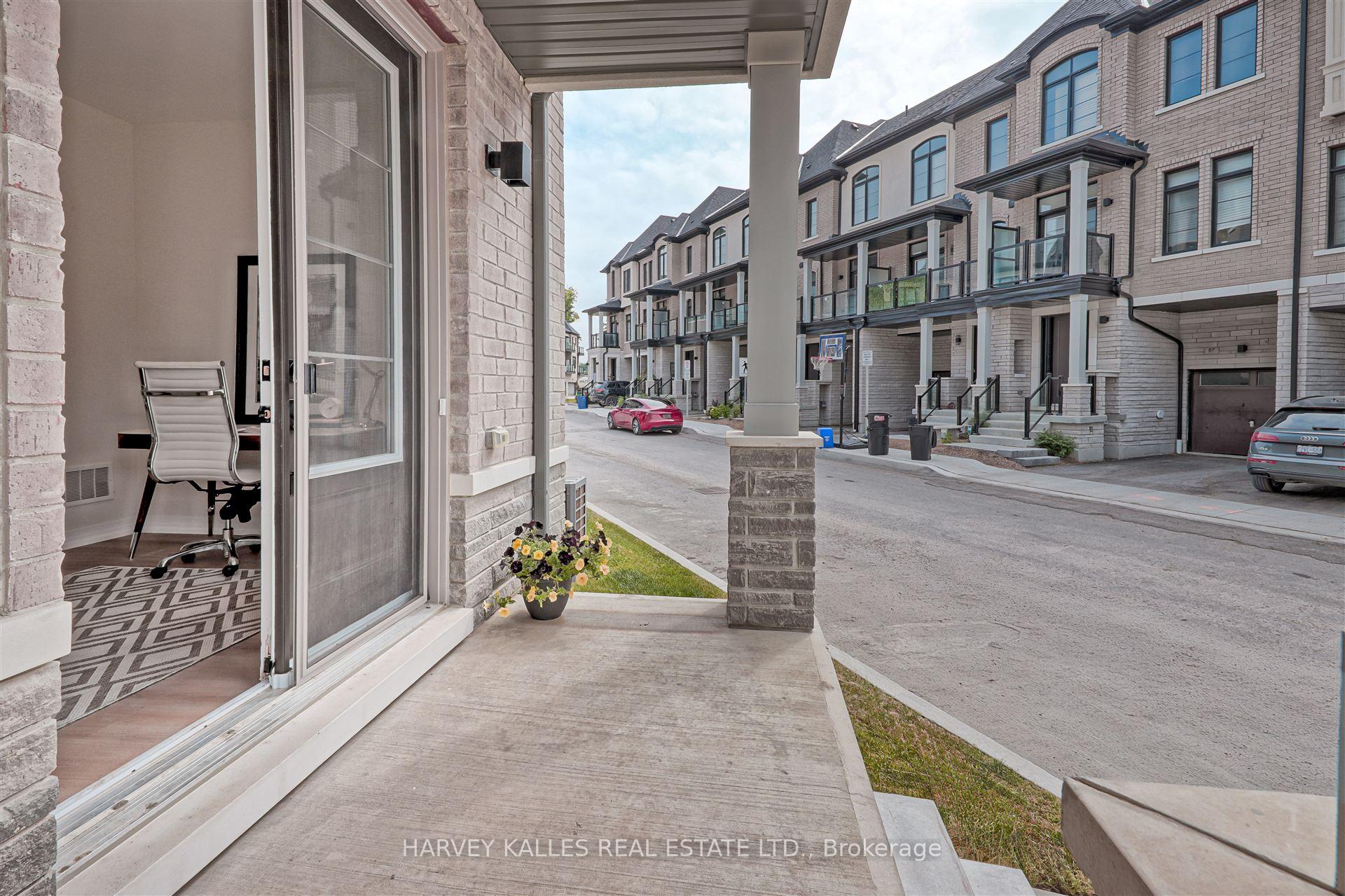 Photo 3 of 75 De La Roche Drive, Vaughan, Vellore Village — HOMEH