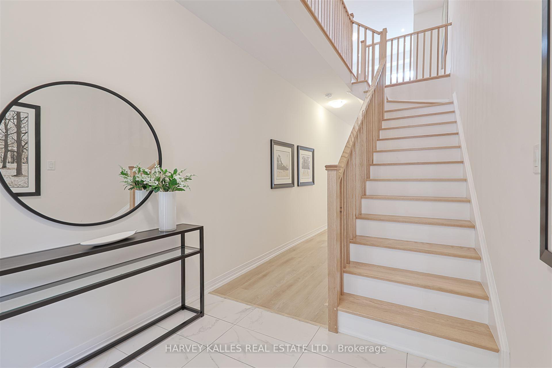 Photo 4 of 75 De La Roche Drive, Vaughan, Vellore Village — HOMEH