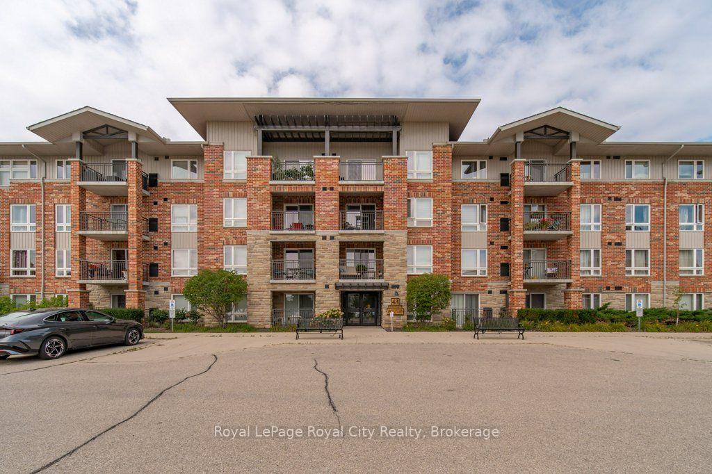 Photo 2 of Unit 101, 43 Waterford Drive, Guelph, Pineridge/Westminster Woods — HOMEH