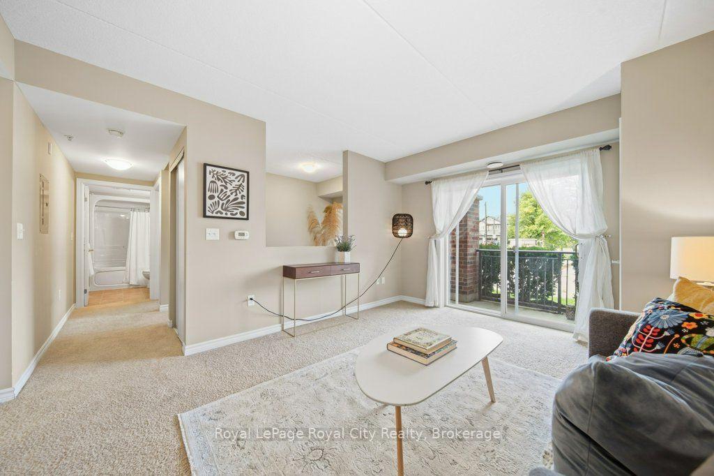 Photo 11 of Unit 101, 43 Waterford Drive, Guelph, Pineridge/Westminster Woods — HOMEH