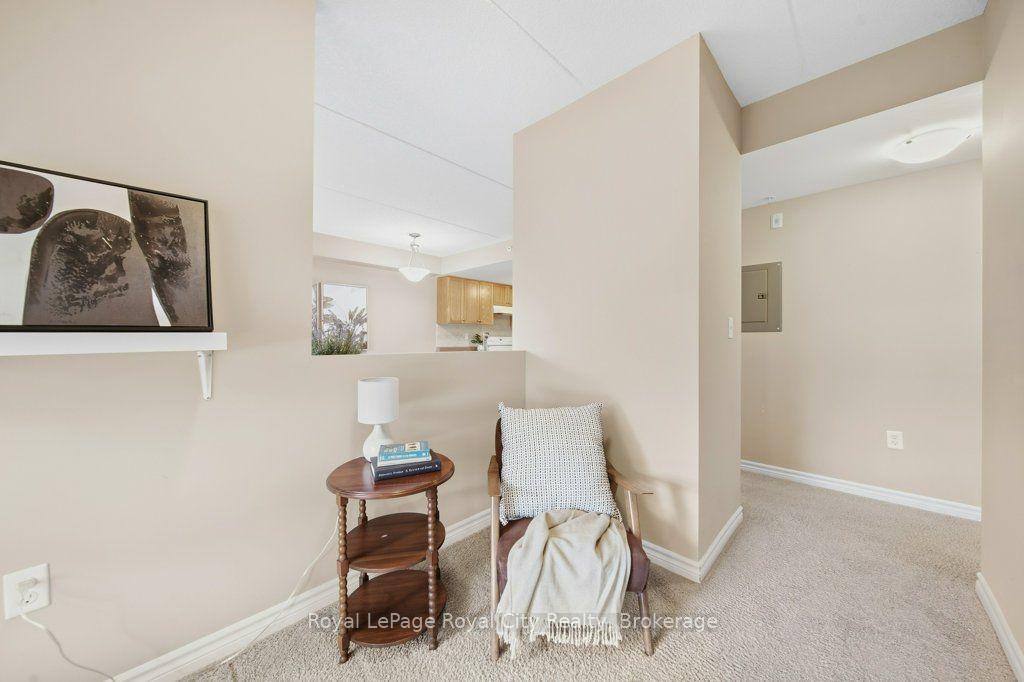 Photo 16 of Unit 101, 43 Waterford Drive, Guelph, Pineridge/Westminster Woods — HOMEH
