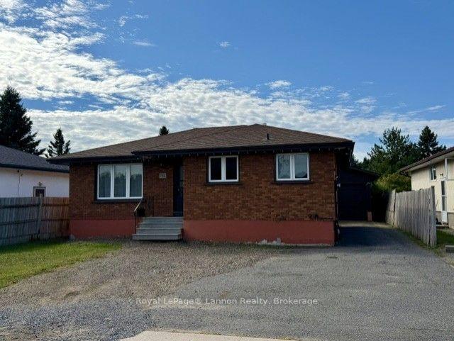 Photo 1 of 782 James Street N, Thunder Bay, Northwood Park — HOMEH