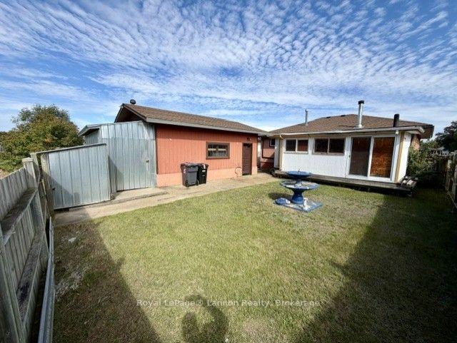 Photo 23 of 782 James Street N, Thunder Bay, Northwood Park — HOMEH