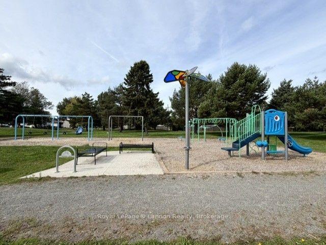 Photo 27 of 782 James Street N, Thunder Bay, Northwood Park — HOMEH