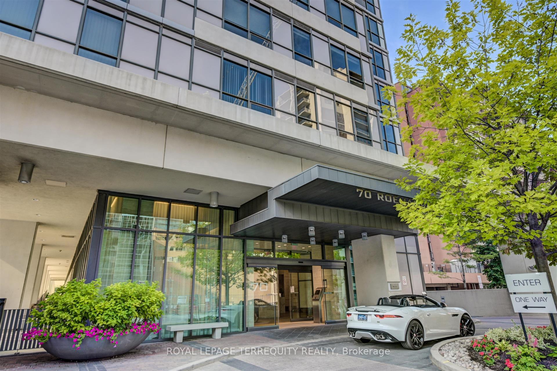 Photo 28 of Unit 2521, 70 Roehampton Avenue, Toronto, Mount Pleasant West — HOMEH