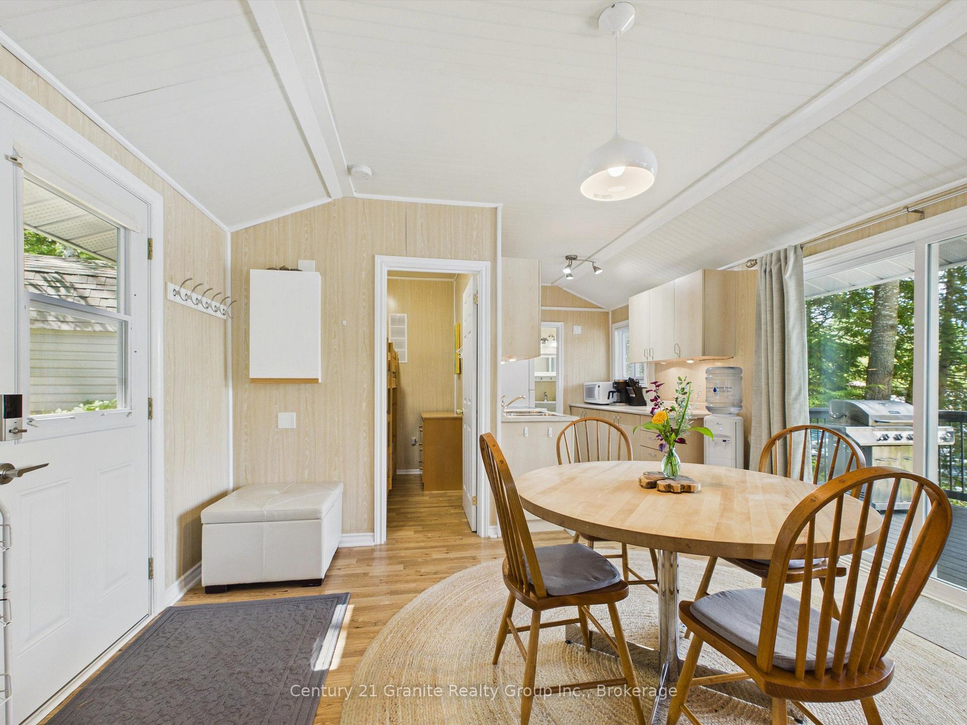 Photo 6 of 1014 Opal Lane, Highlands East, Glamorgan — HOMEH
