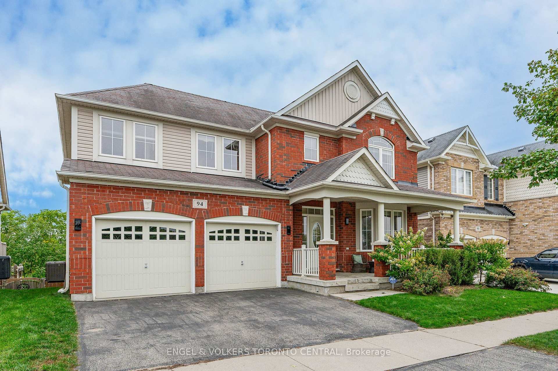 Photo 4 of 94 Baldwin Drive, Cambridge, Silver Heights — HOMEH