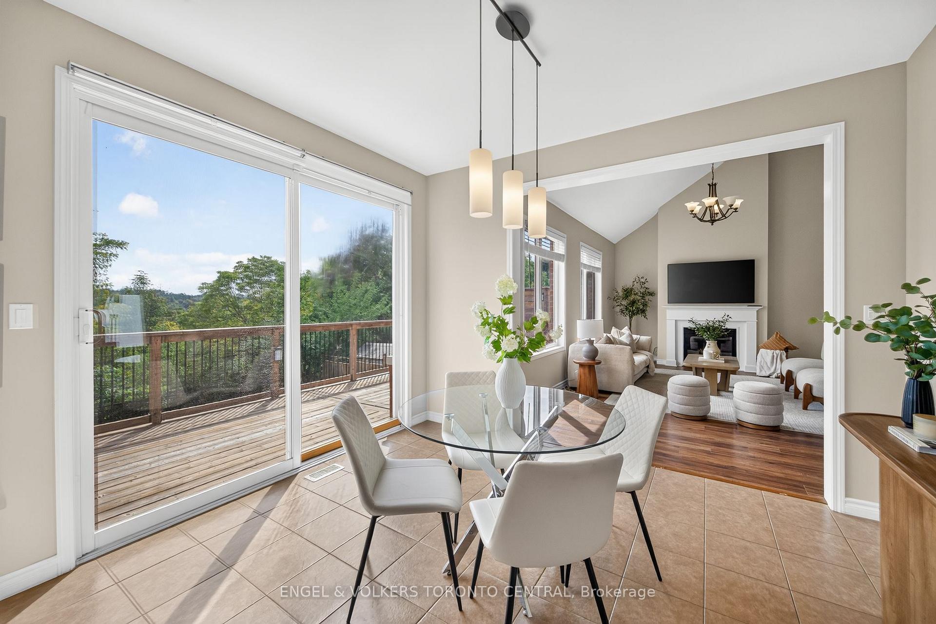 Photo 16 of 94 Baldwin Drive, Cambridge, Silver Heights — HOMEH