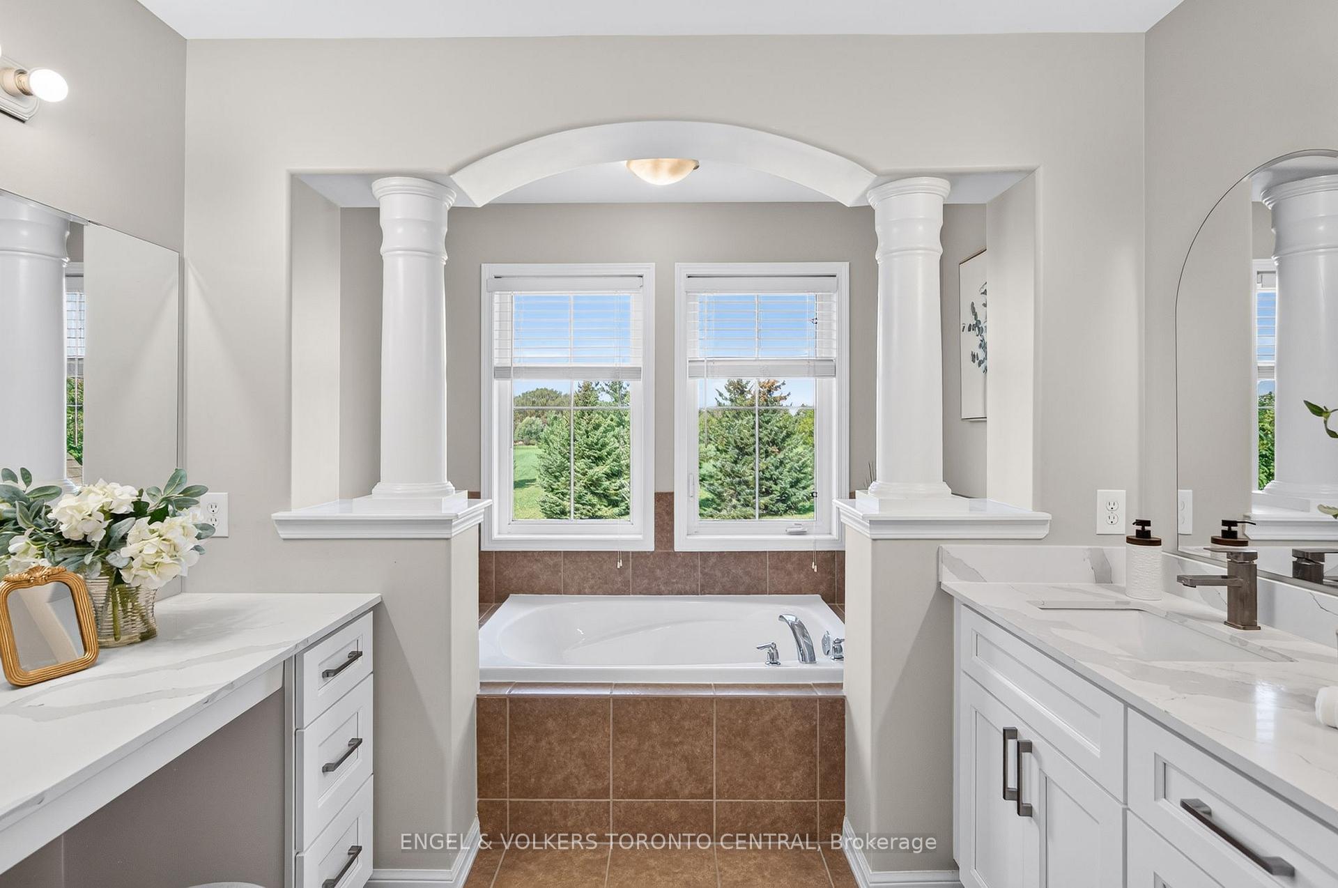 Photo 26 of 94 Baldwin Drive, Cambridge, Silver Heights — HOMEH