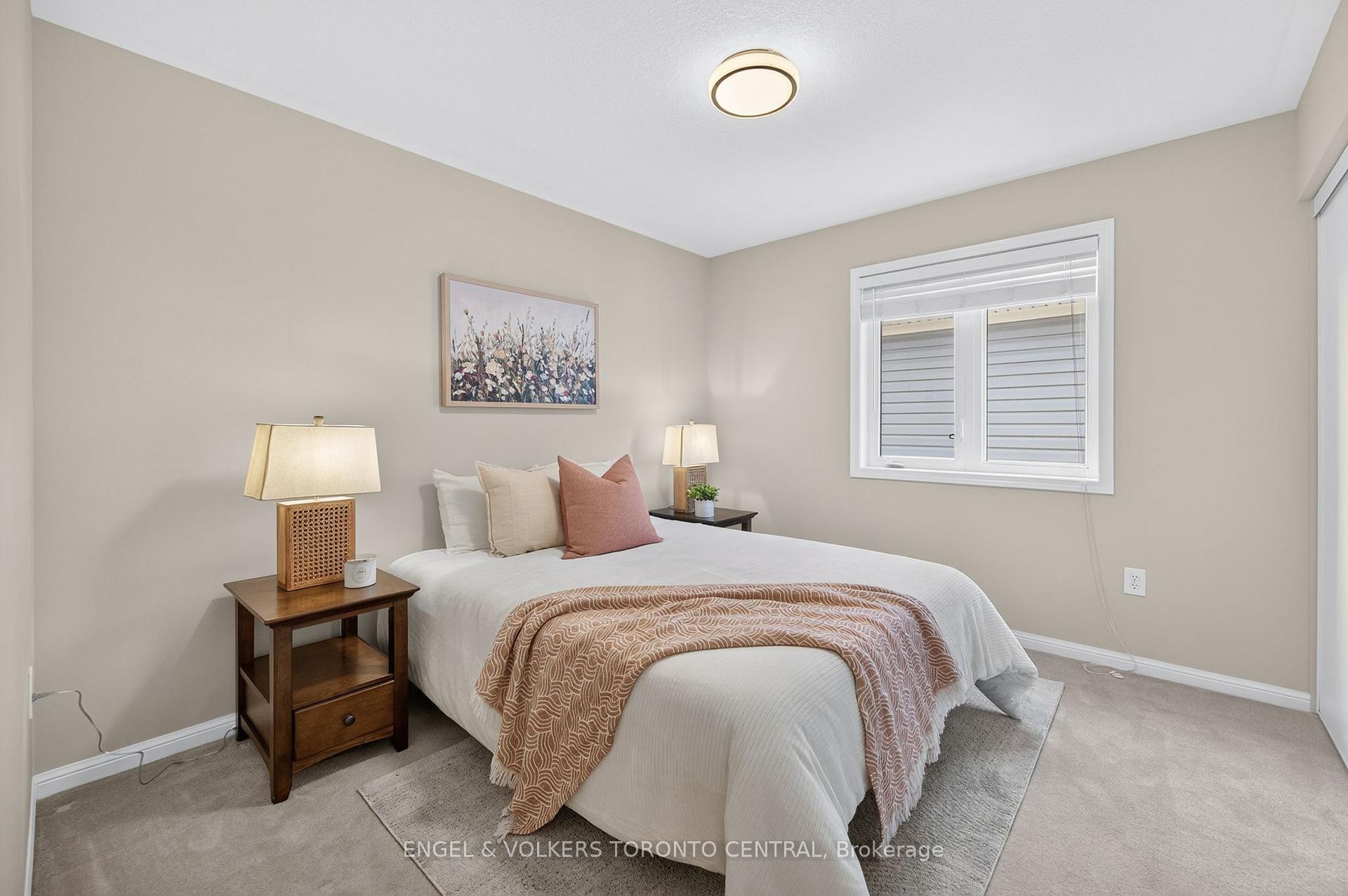 Photo 30 of 94 Baldwin Drive, Cambridge, Silver Heights — HOMEH
