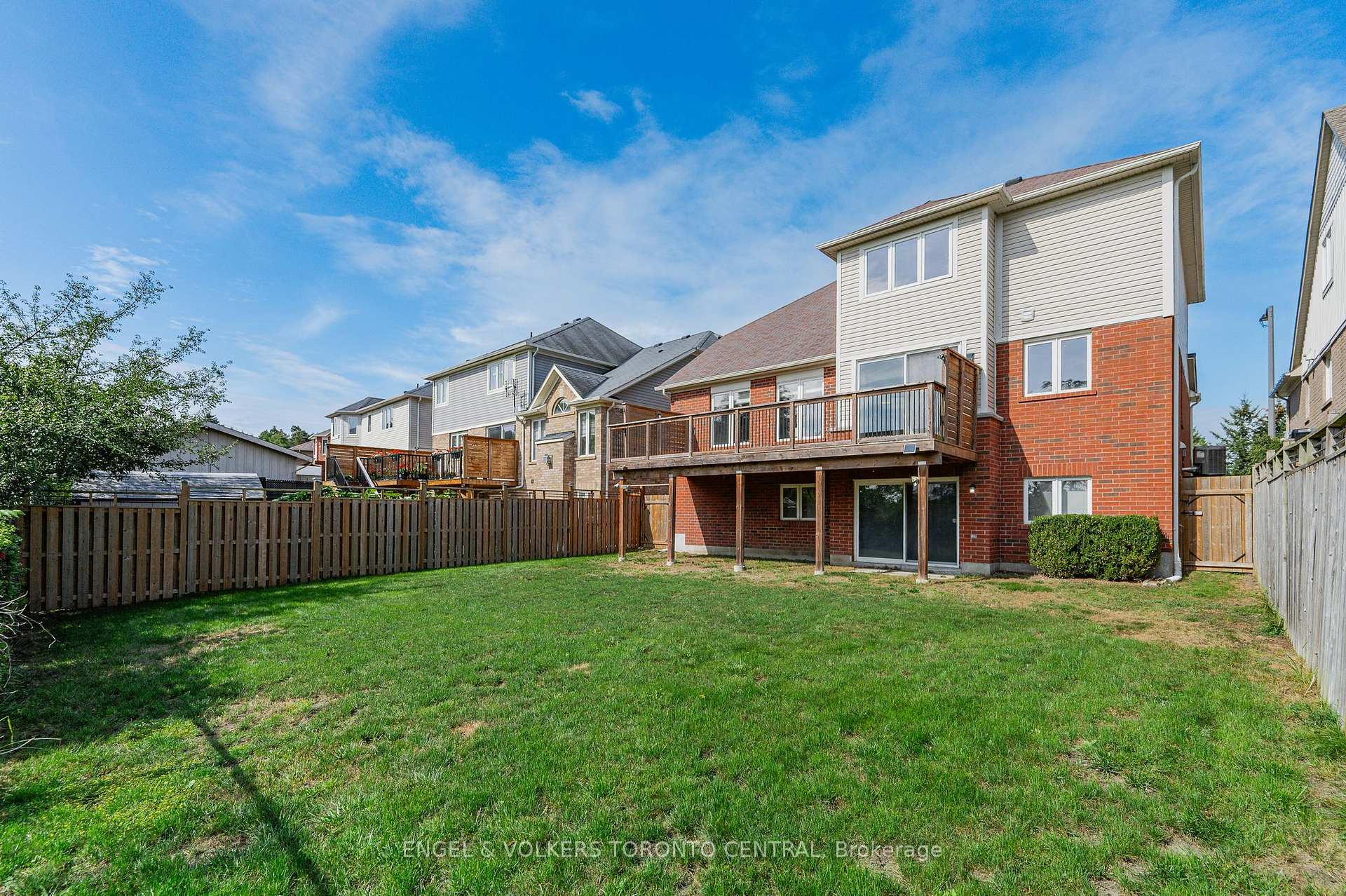 Photo 39 of 94 Baldwin Drive, Cambridge, Silver Heights — HOMEH