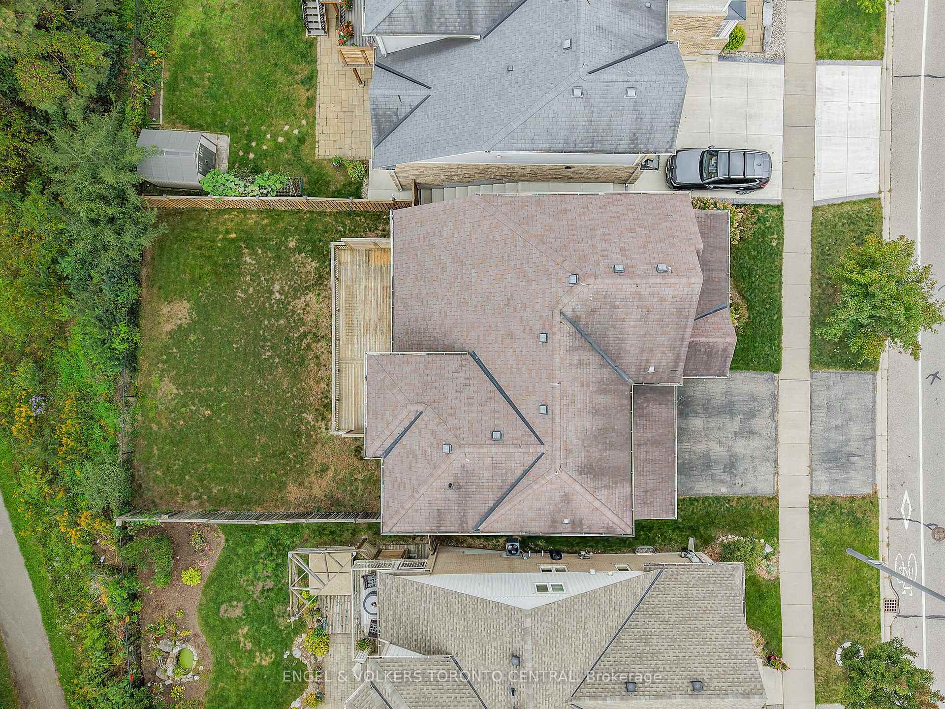 Photo 45 of 94 Baldwin Drive, Cambridge, Silver Heights — HOMEH