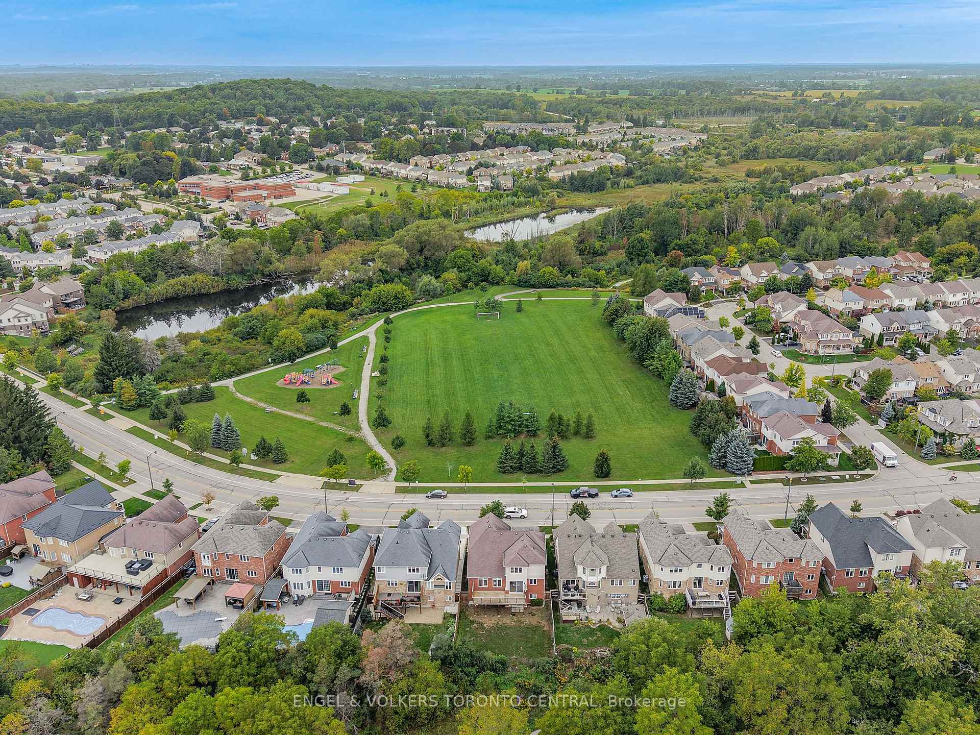 Photo 47 of 94 Baldwin Drive, Cambridge, Silver Heights — HOMEH