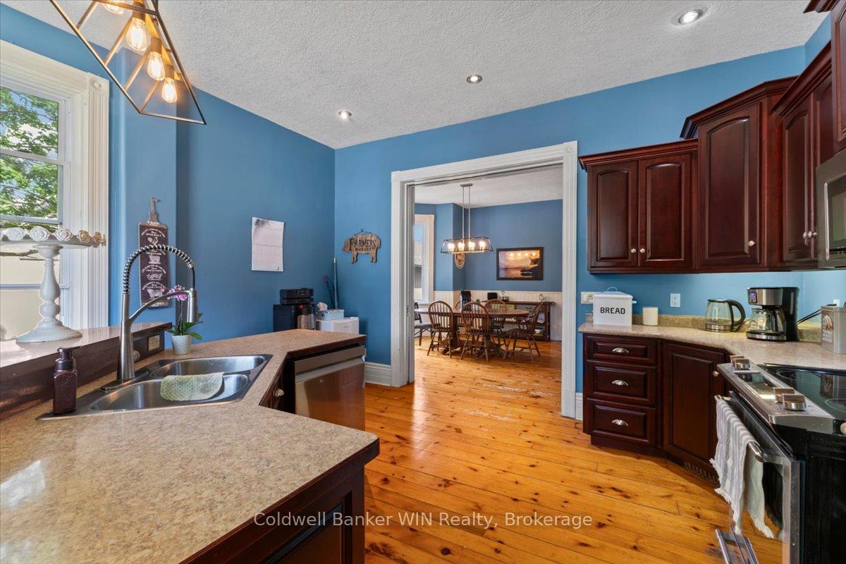 Photo 6 of 95 John Street S, Minto — HOMEH