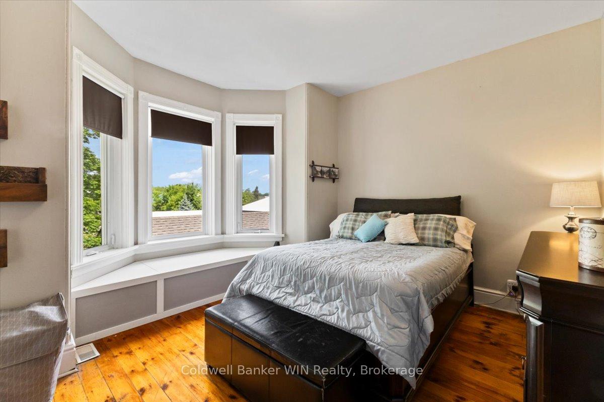 Photo 16 of 95 John Street S, Minto — HOMEH