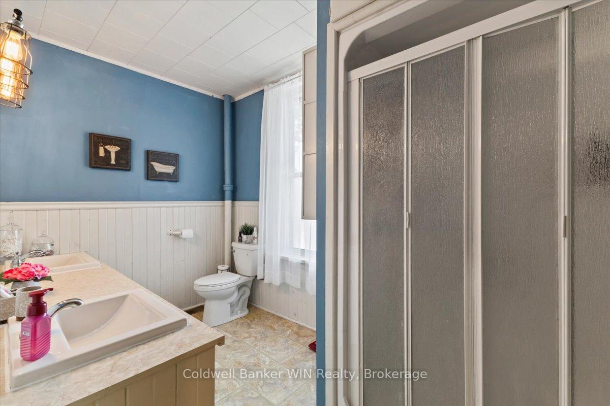Photo 20 of 95 John Street S, Minto — HOMEH