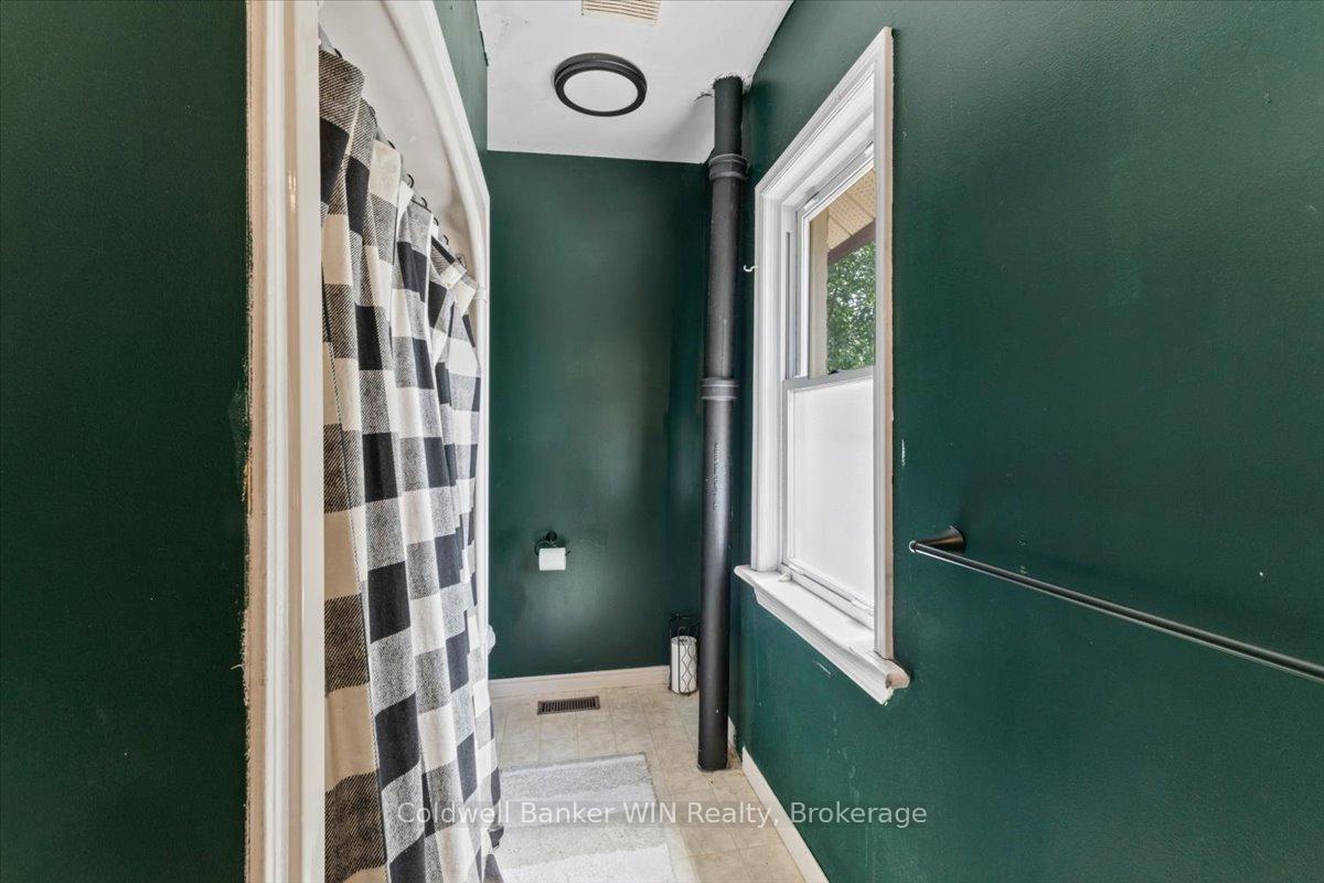 Photo 24 of 95 John Street S, Minto — HOMEH