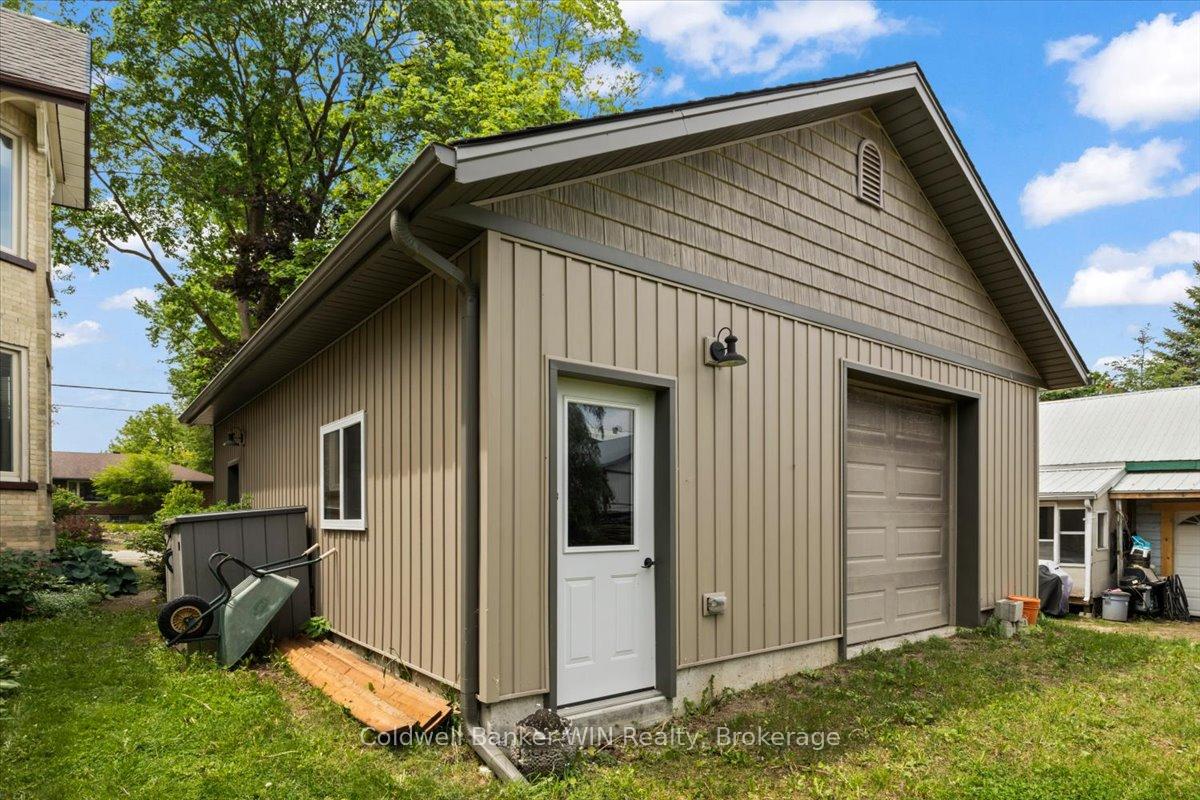 Photo 30 of 95 John Street S, Minto — HOMEH