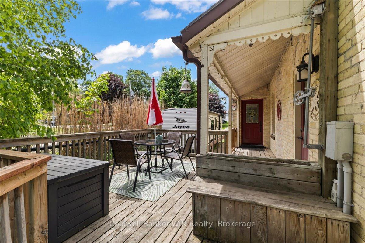 Photo 32 of 95 John Street S, Minto — HOMEH