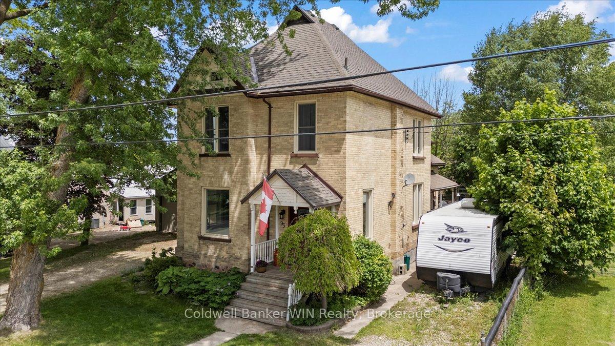 Photo 36 of 95 John Street S, Minto — HOMEH