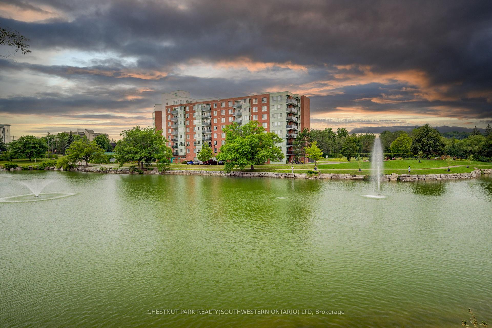 Photo 2 of Unit PH14, 30 Blue Springs Drive, Waterloo, Colonial Acres — HOMEH