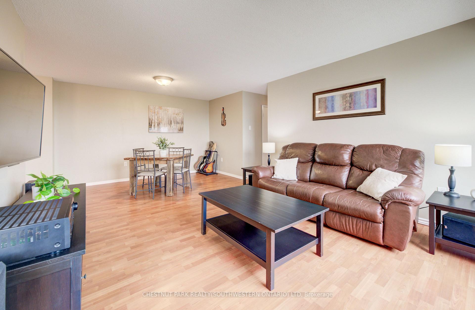 Photo 9 of Unit PH14, 30 Blue Springs Drive, Waterloo, Colonial Acres — HOMEH