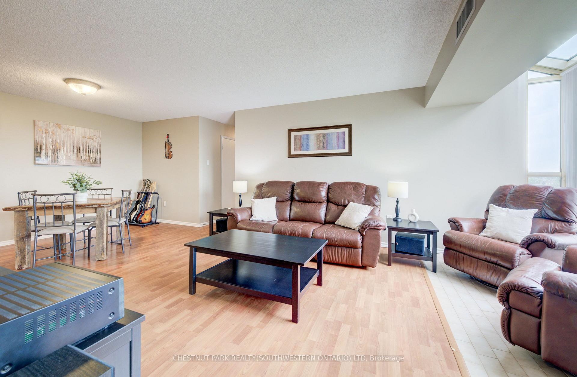 Photo 10 of Unit PH14, 30 Blue Springs Drive, Waterloo, Colonial Acres — HOMEH