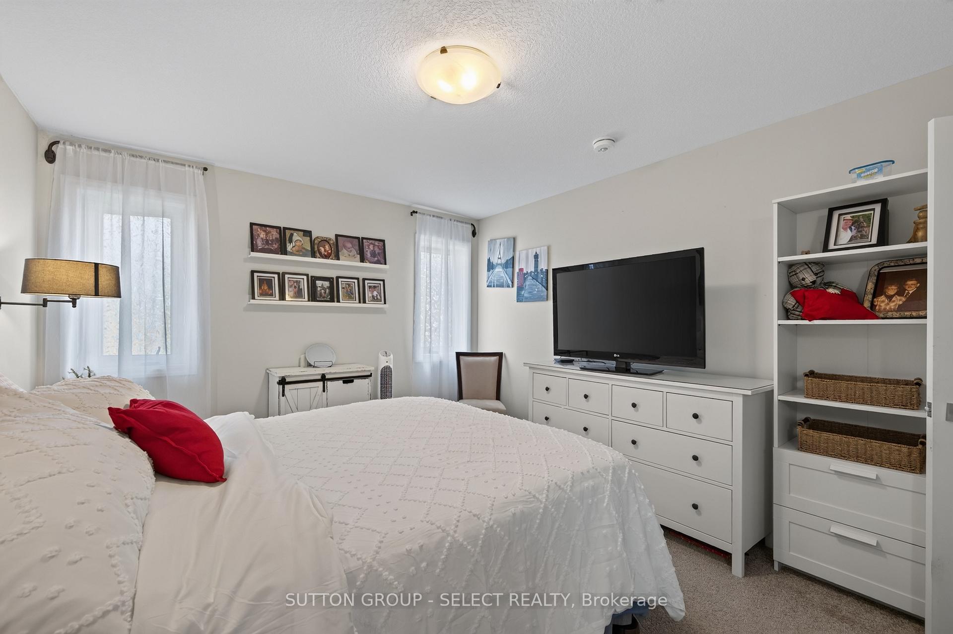 Photo 12 of 17 Cortland Terrace, St. Thomas — HOMEH