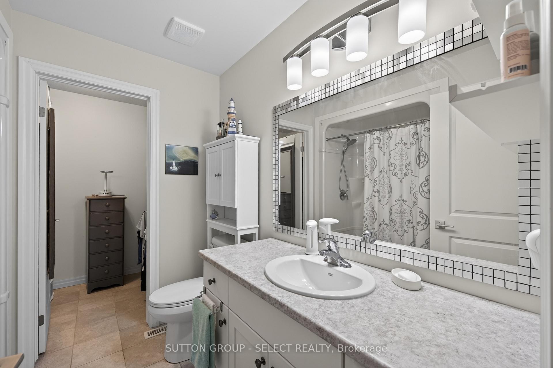 Photo 13 of 17 Cortland Terrace, St. Thomas — HOMEH