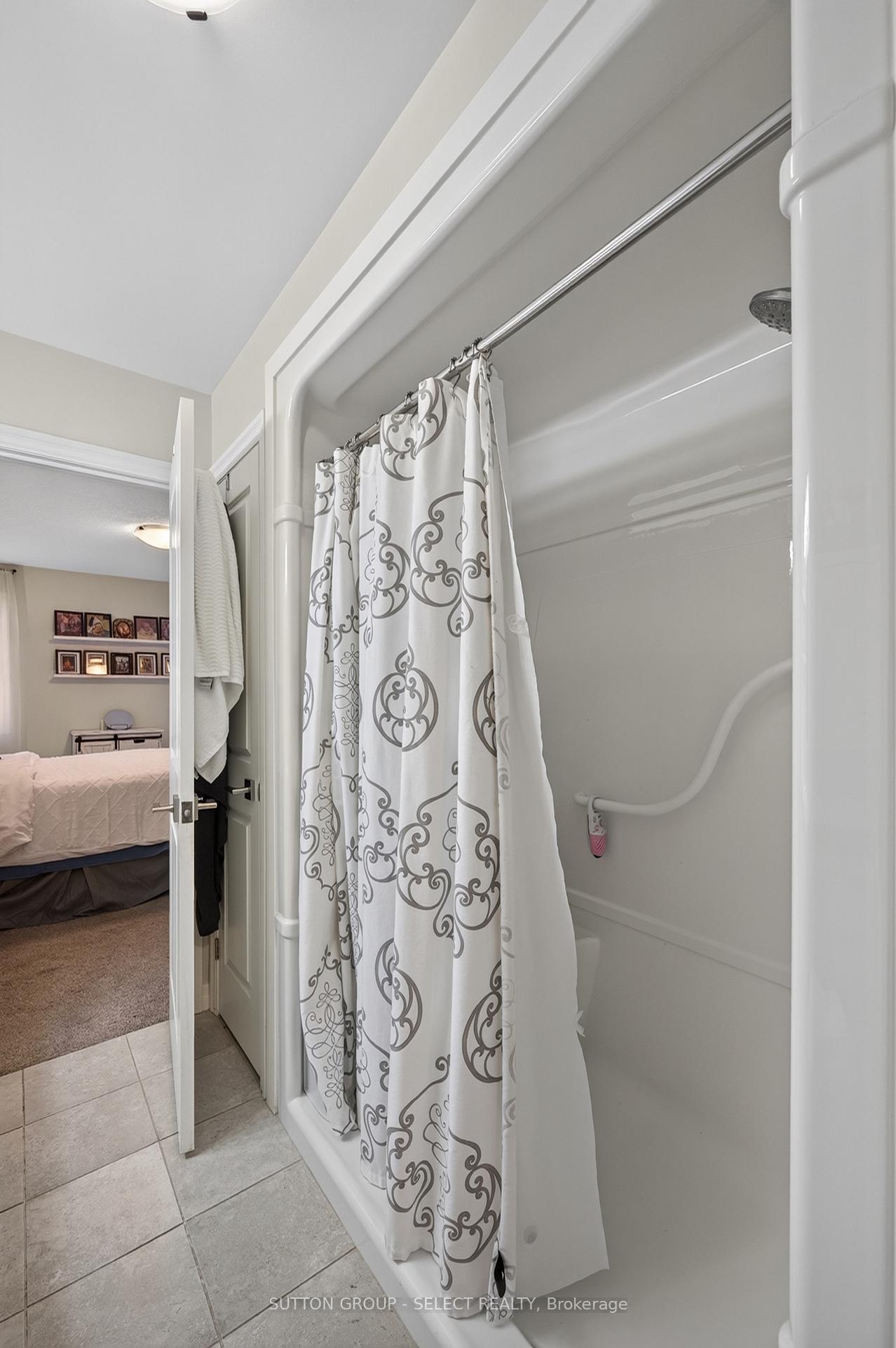 Photo 14 of 17 Cortland Terrace, St. Thomas — HOMEH