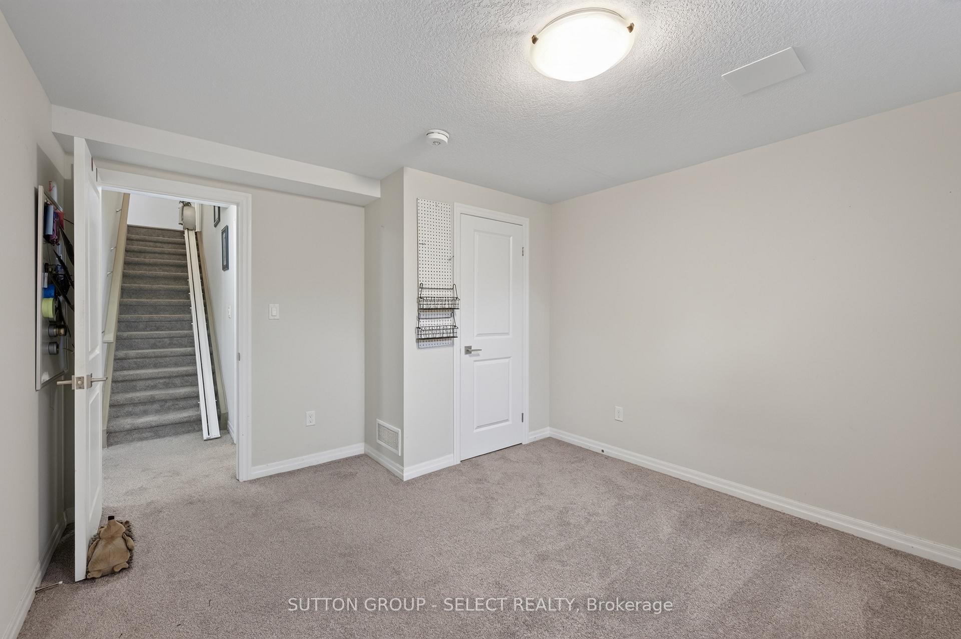 Photo 19 of 17 Cortland Terrace, St. Thomas — HOMEH