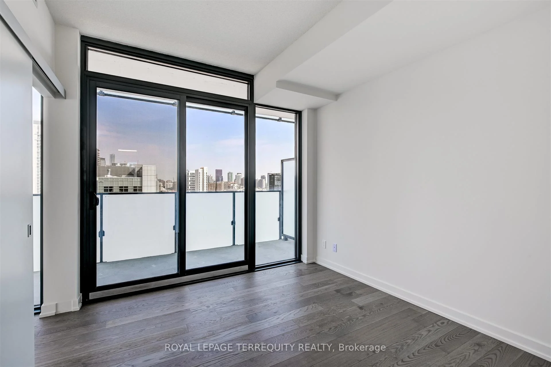Photo 41 of Unit 2911, 25 Richmond Street E, Toronto, Church-Yonge Corridor — HOMEH
