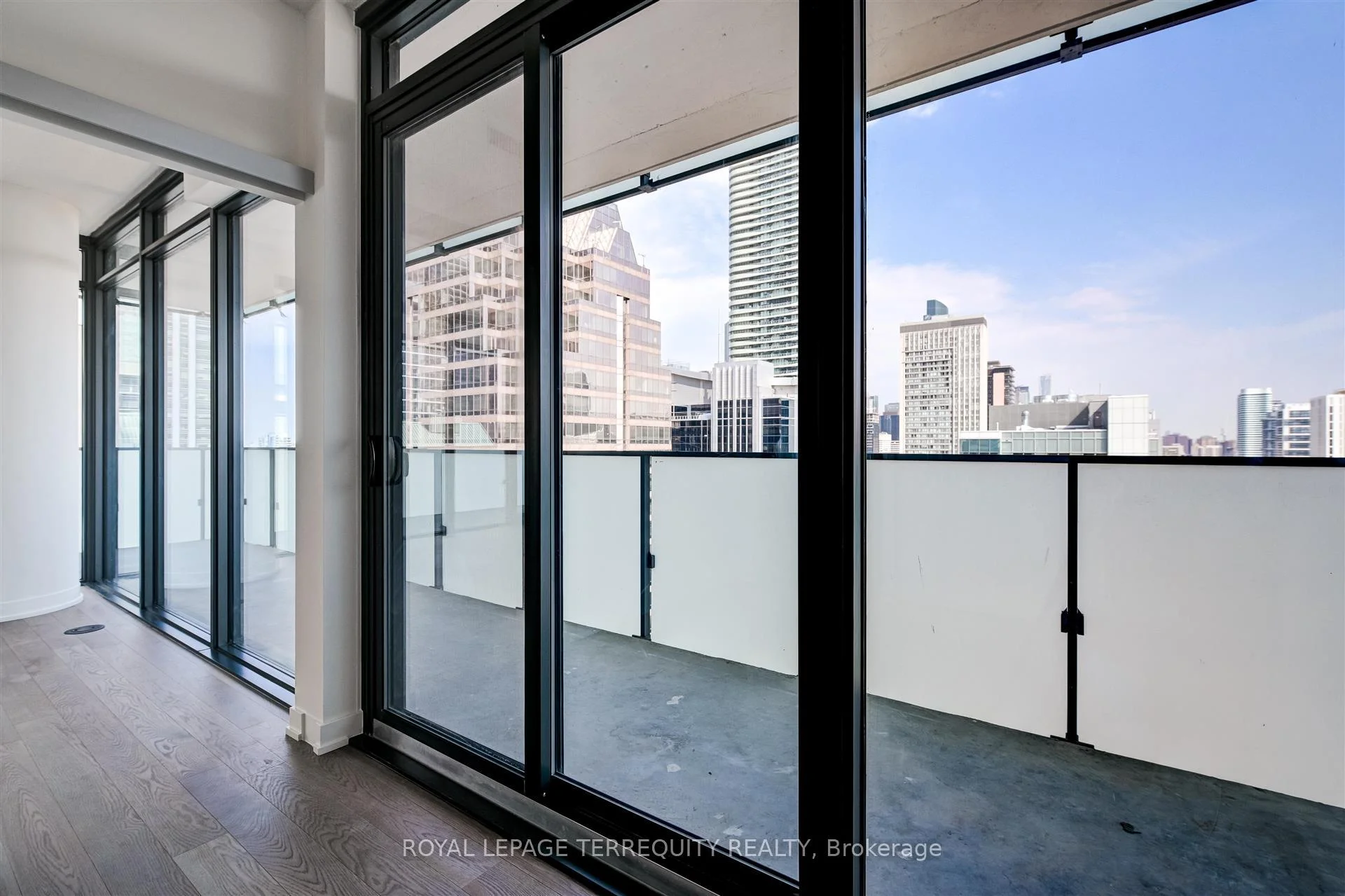 Photo 45 of Unit 2911, 25 Richmond Street E, Toronto, Church-Yonge Corridor — HOMEH