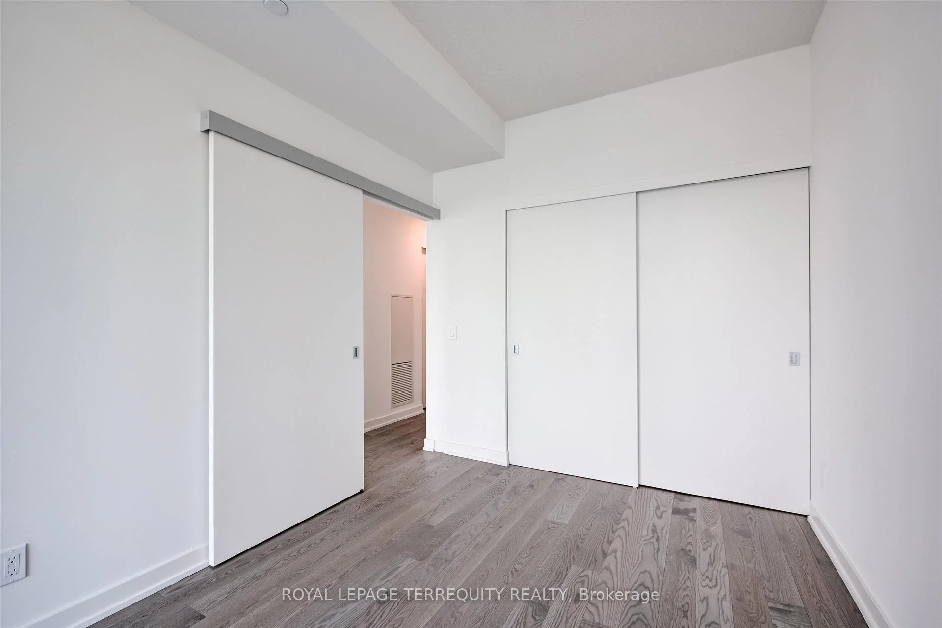 Photo 74 of Unit 2911, 25 Richmond Street E, Toronto, Church-Yonge Corridor — HOMEH