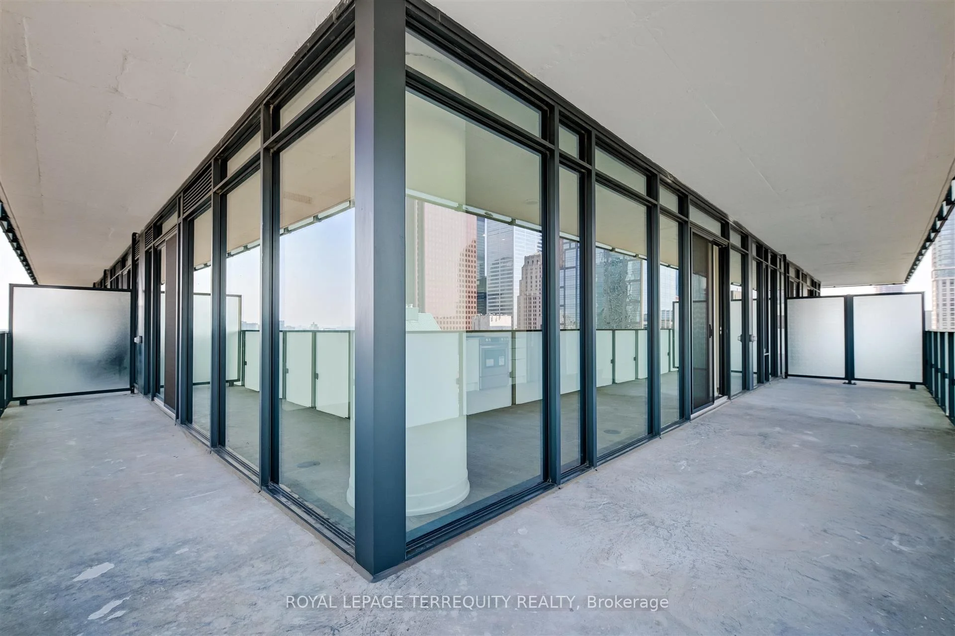 Photo 85 of Unit 2911, 25 Richmond Street E, Toronto, Church-Yonge Corridor — HOMEH