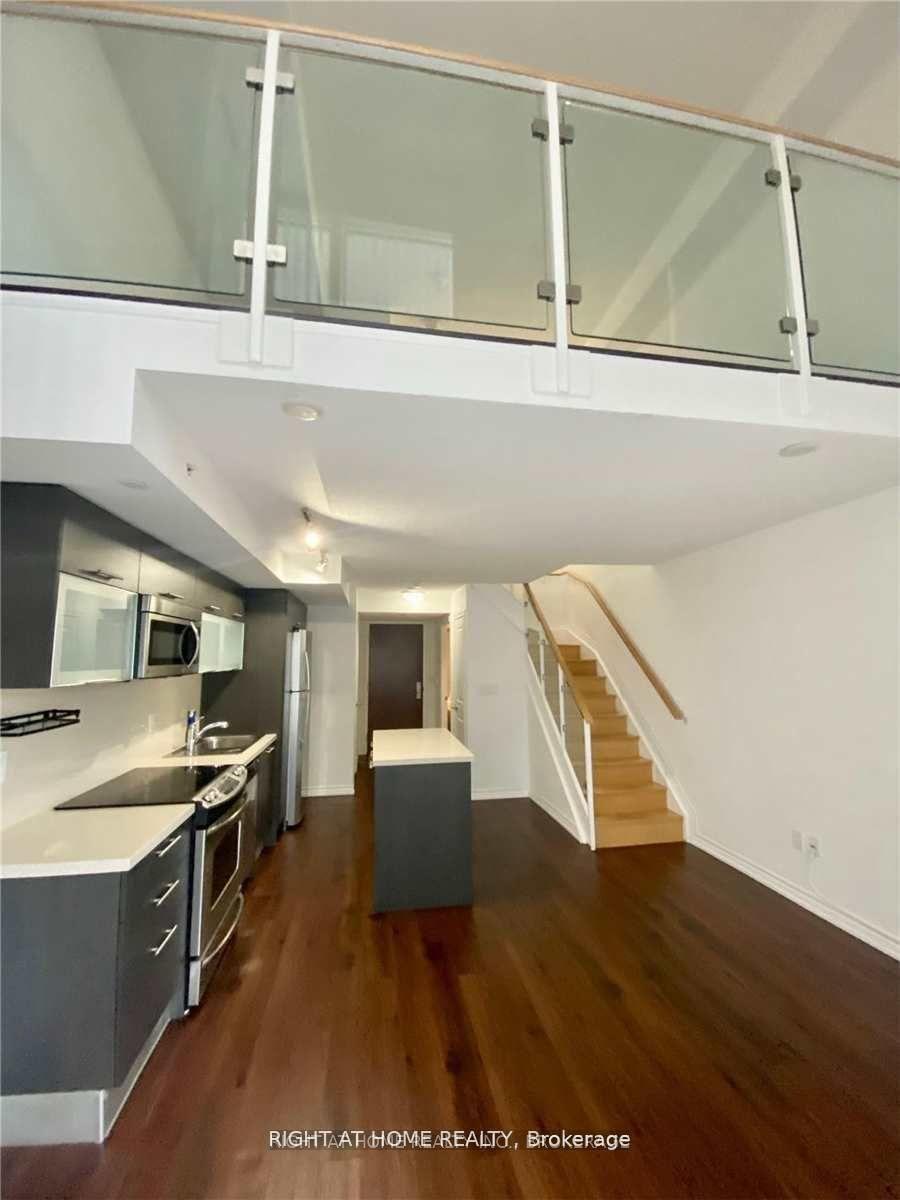 Photo 3 of Unit 714, 386 Yonge Street, Toronto, Bay Street Corridor — HOMEH