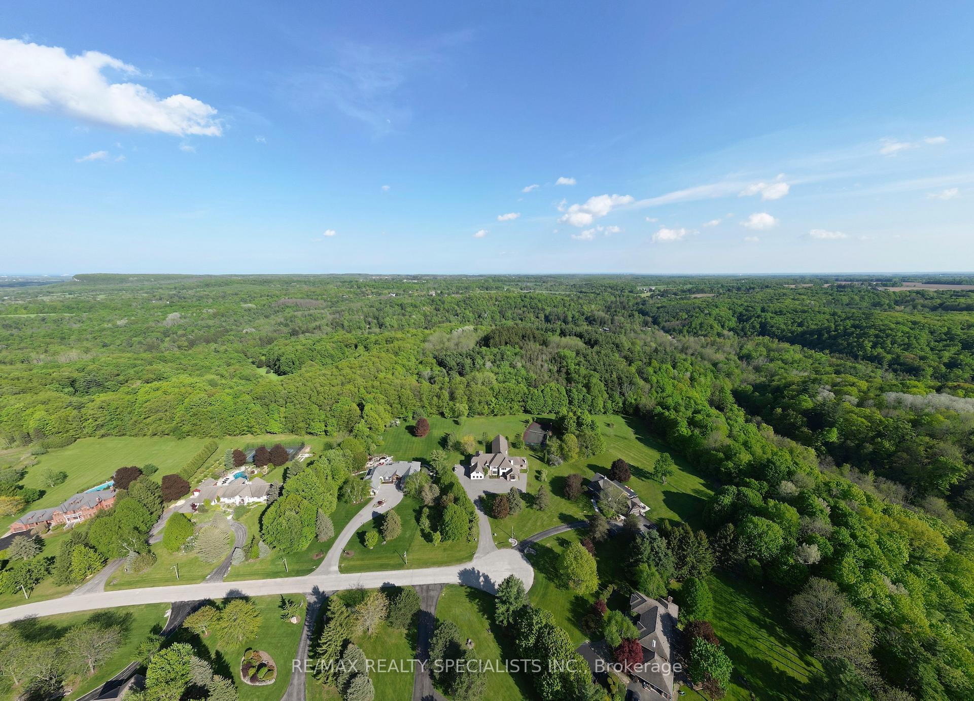 Photo 3 of 6399 Chelsea Road, Burlington, Rural Burlington — HOMEH