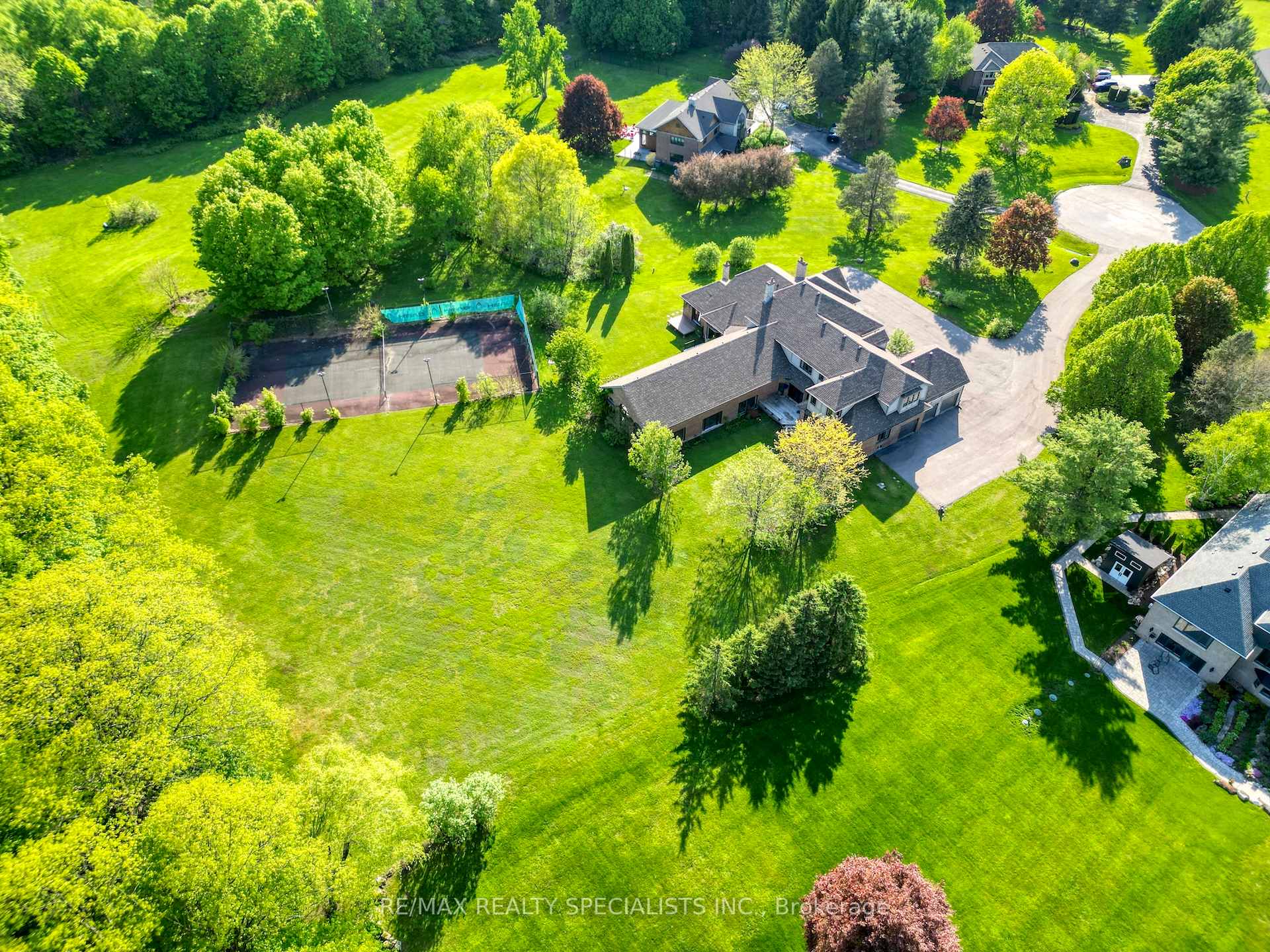 Photo 5 of 6399 Chelsea Road, Burlington, Rural Burlington — HOMEH