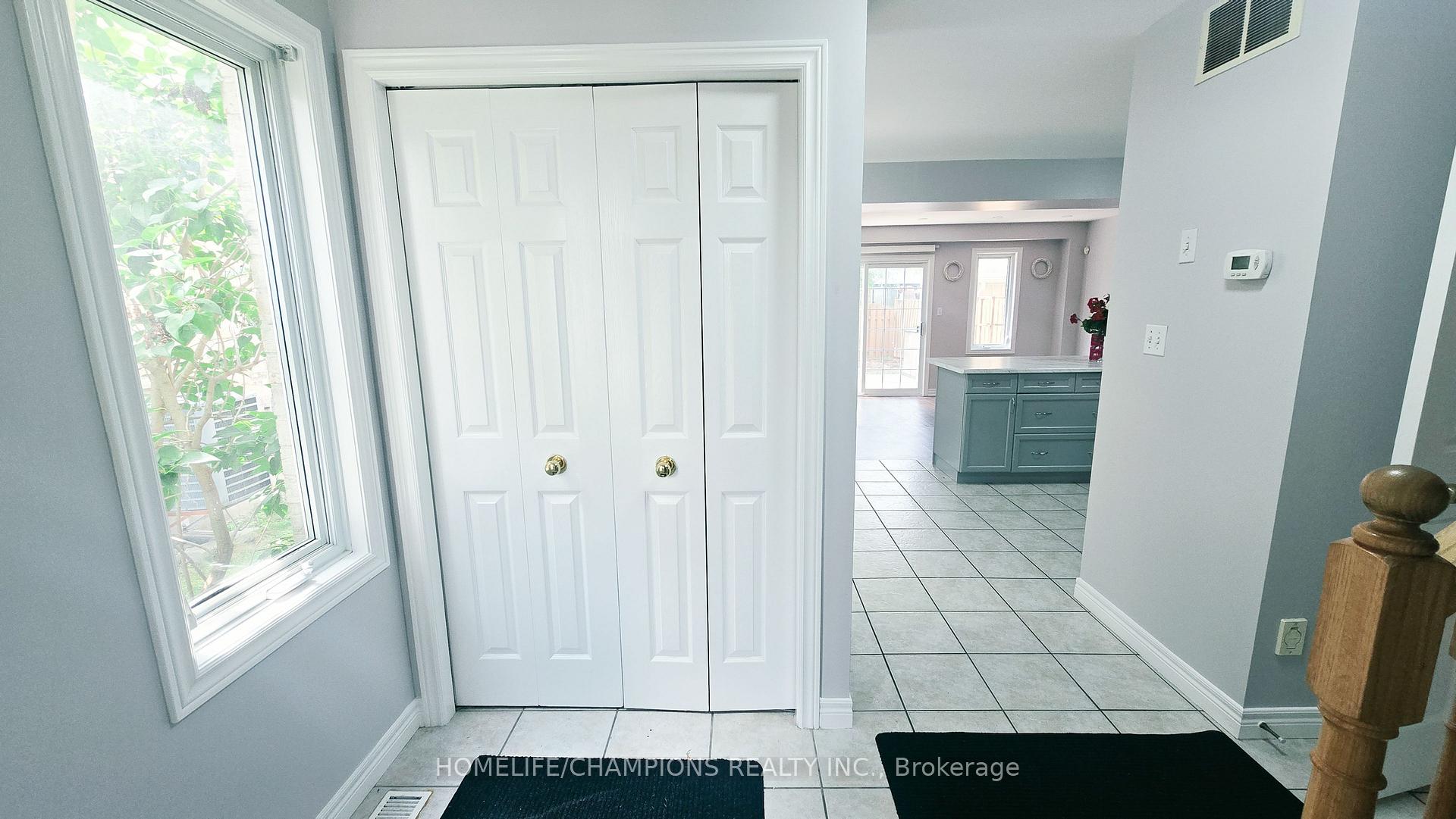 Photo 7 of 159 Snowdrop Crescent, Kitchener, Larentian West — HOMEH