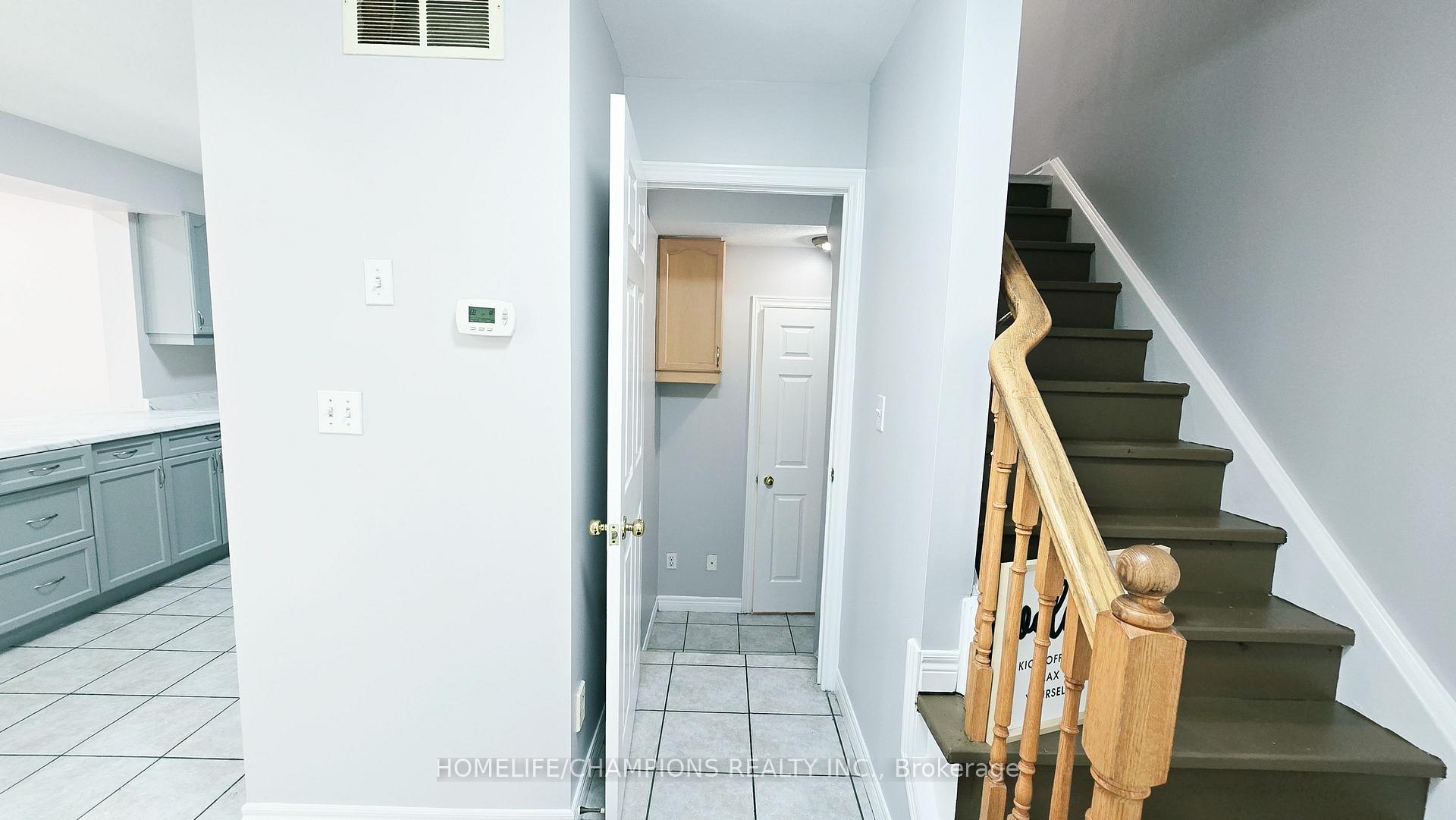 Photo 15 of 159 Snowdrop Crescent, Kitchener, Larentian West — HOMEH