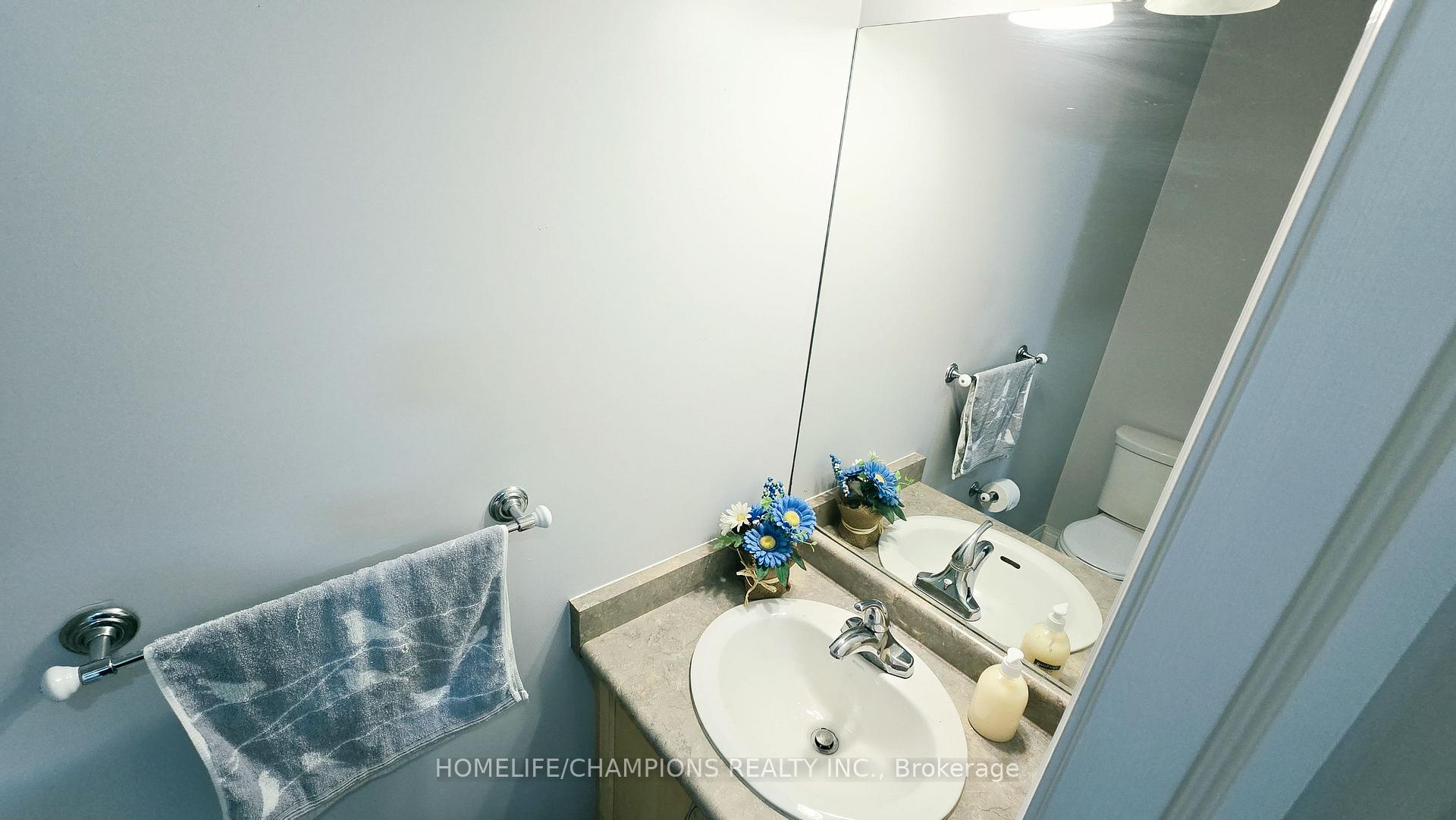 Photo 17 of 159 Snowdrop Crescent, Kitchener, Larentian West — HOMEH
