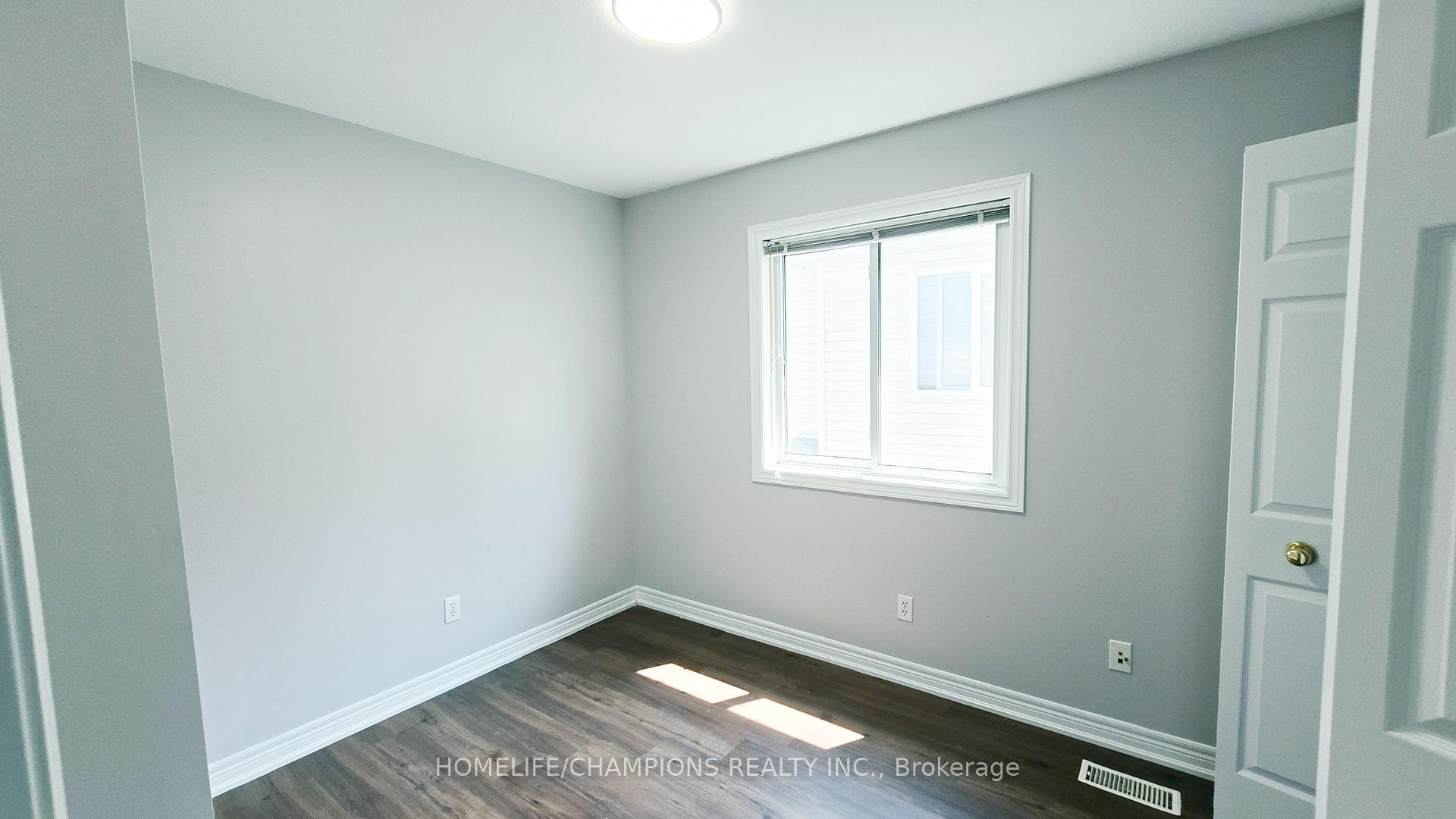 Photo 35 of 159 Snowdrop Crescent, Kitchener, Larentian West — HOMEH